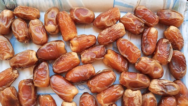 تصویر 4 از خرما زاهدی خشک تازه با بافت سفت و یکدست